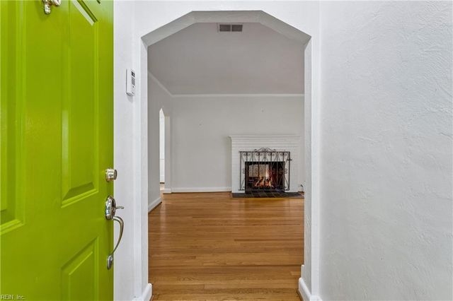 3038 Bray RD, Virginia Beach, VA 23452