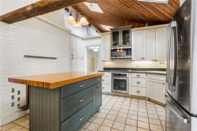 3038 Bray RD, Virginia Beach, VA 23452
