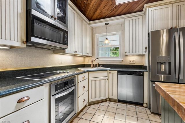 3038 Bray RD, Virginia Beach, VA 23452