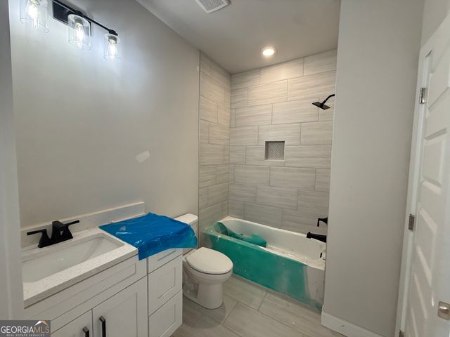 91 LENTEN ROSE Lane, Pendergrass, GA 30567