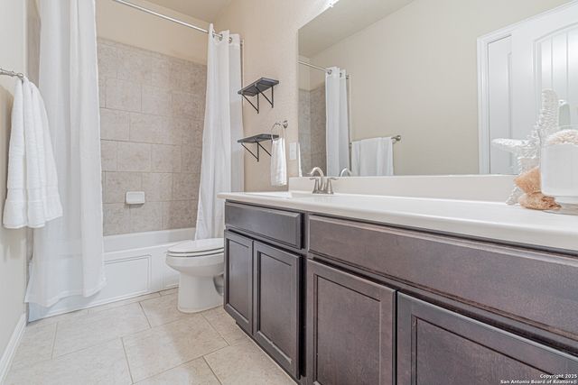 22819 Akin Town, San Antonio, TX 78261
