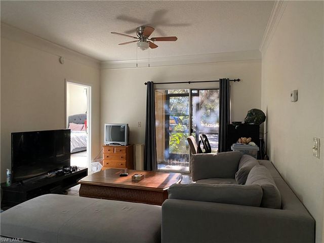 11490 Villa Grand # 201, Fort Myers, FL 33913