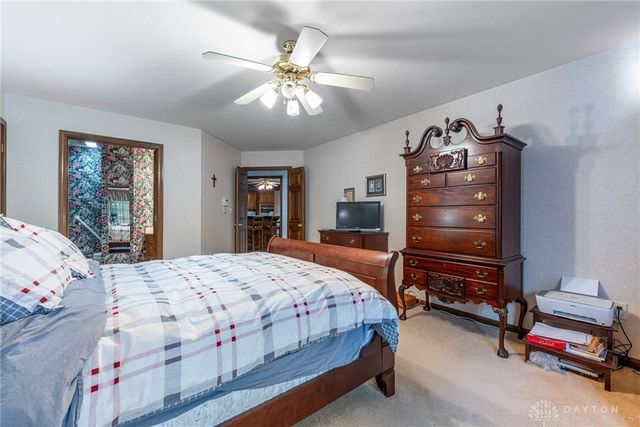 2582 Vienna Estates Drive, Miami Twp, OH 45459