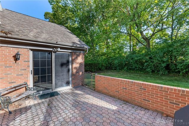 2582 Vienna Estates Drive, Miami Twp, OH 45459