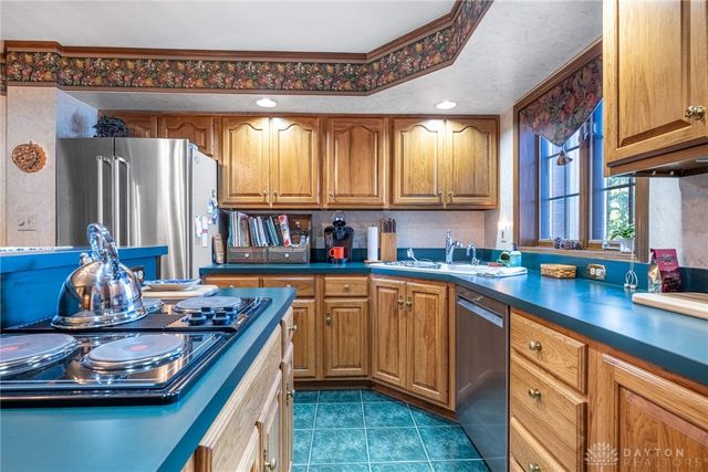 2582 Vienna Estates Drive, Miami Twp, OH 45459