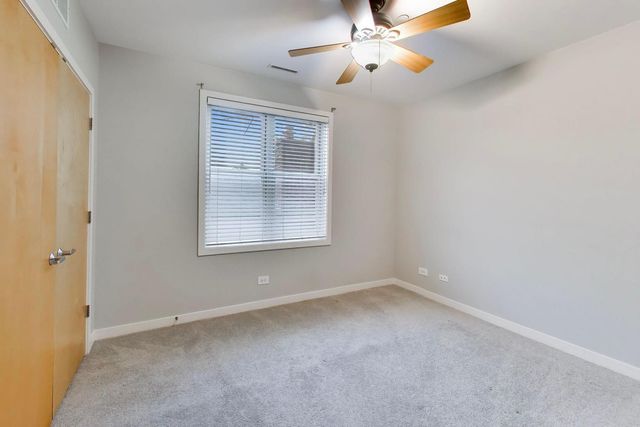 421 S Ridgeland Avenue 2S, Oak Park, IL 60302