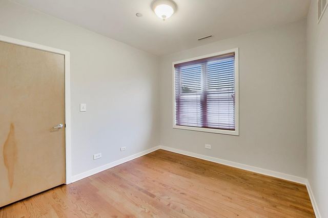 421 S Ridgeland Avenue 2S, Oak Park, IL 60302
