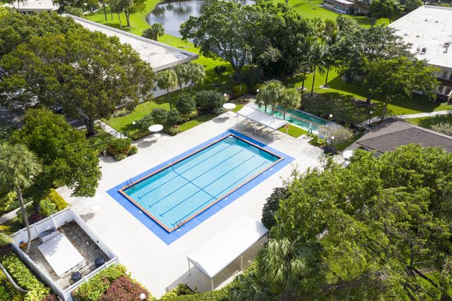 535 Oaks Drive 510, Pompano Beach, FL 33069