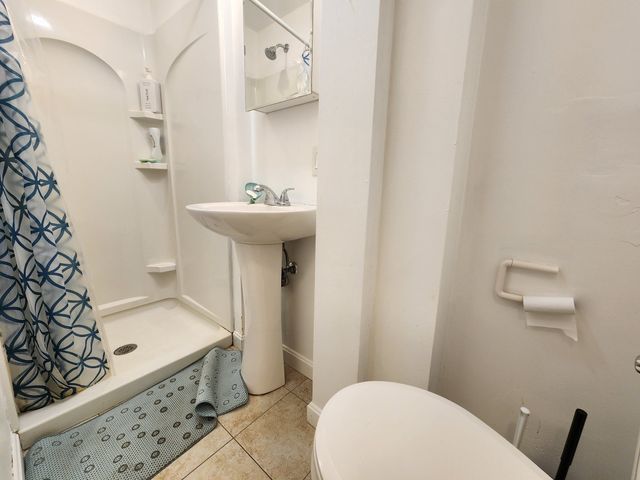 6 7th St. 6, Cambridge, MA 02141
