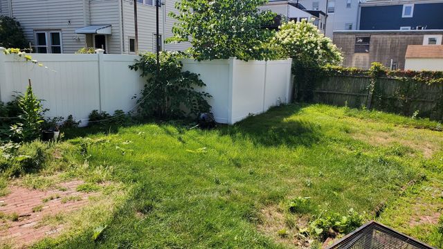 6 7th St. 6, Cambridge, MA 02141