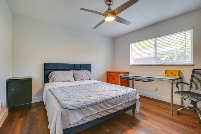 3530 NE 13th Avenue, Oakland Park, FL 33334