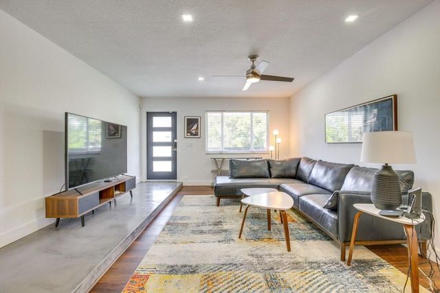 3530 NE 13th Avenue, Oakland Park, FL 33334