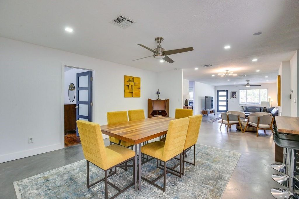 3530 NE 13th Avenue, Oakland Park, FL 33334