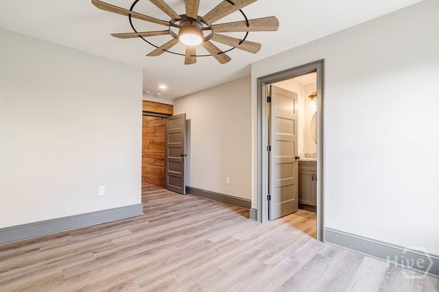 34 Depot St 21, Hartwell, GA 30643