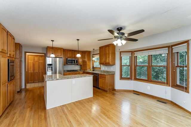2319 Viola View Lane NE, Rochester, MN 55906