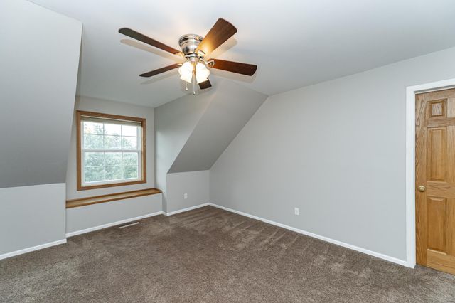 2319 Viola View Lane NE, Rochester, MN 55906