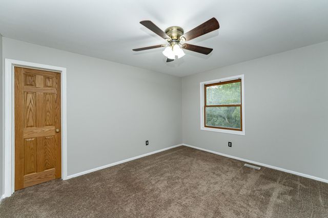 2319 Viola View Lane NE, Rochester, MN 55906
