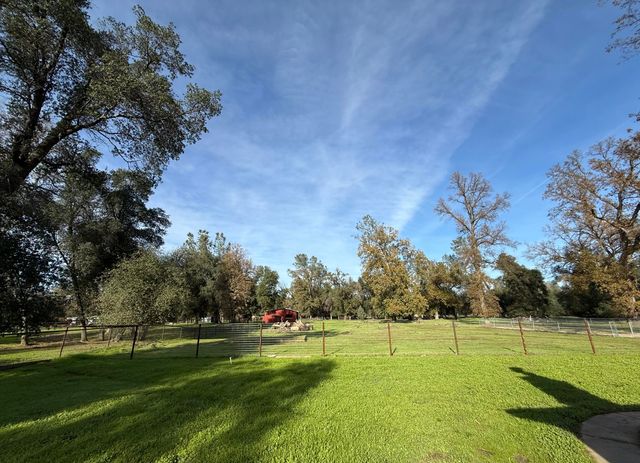 17140 Evergreen Road, Cottonwood, CA 96022