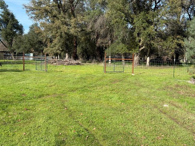 17140 Evergreen Road, Cottonwood, CA 96022