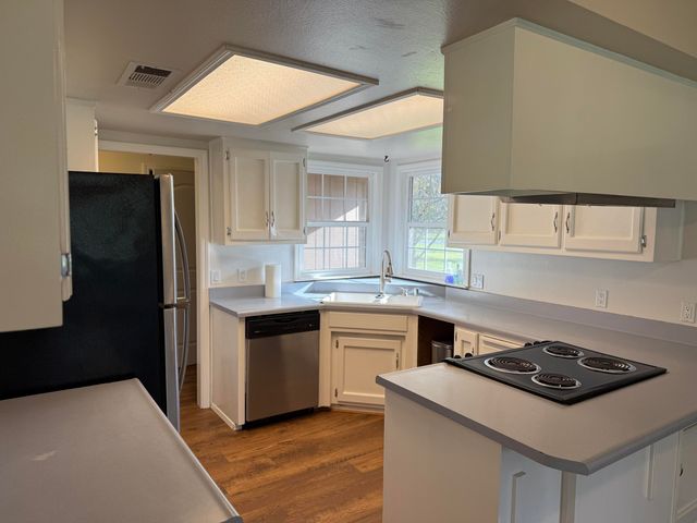 17140 Evergreen Road, Cottonwood, CA 96022