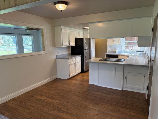 17140 Evergreen Road, Cottonwood, CA 96022