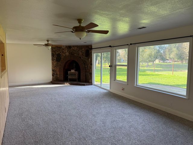 17140 Evergreen Road, Cottonwood, CA 96022