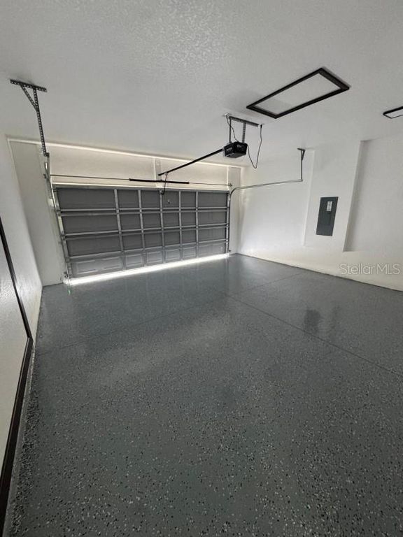 Image 19 of property listing at 4090 SE 134TH PLACE, Belleview, FL 34420