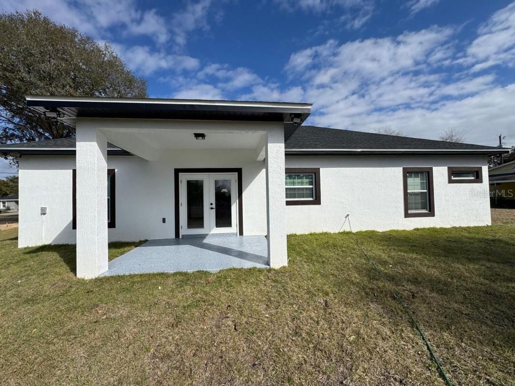 Image 21 of property listing at 4090 SE 134TH PLACE, Belleview, FL 34420