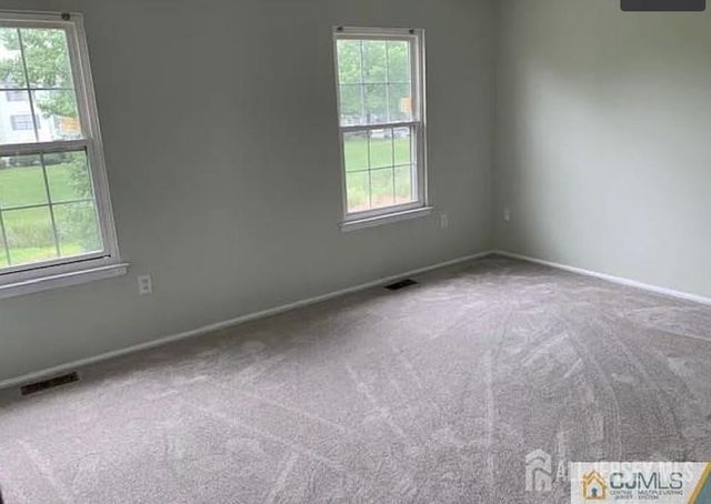 221 Hampshire Court, Piscataway, NJ 08854