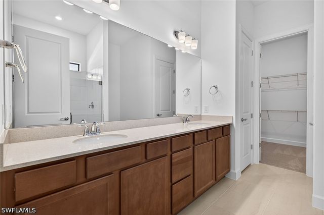 24605 Marina Del Ray DR, Bonita Springs, FL 34135