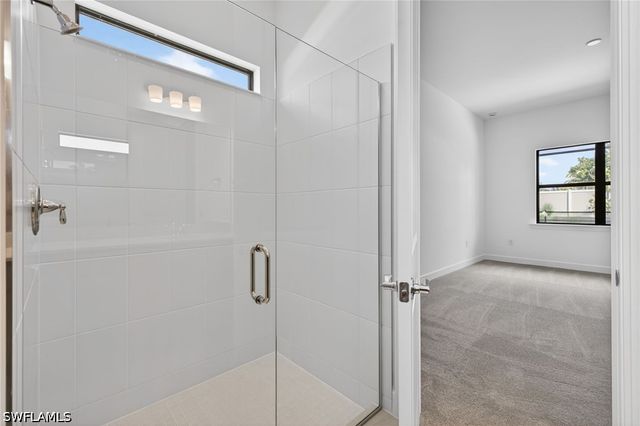 24605 Marina Del Ray DR, Bonita Springs, FL 34135