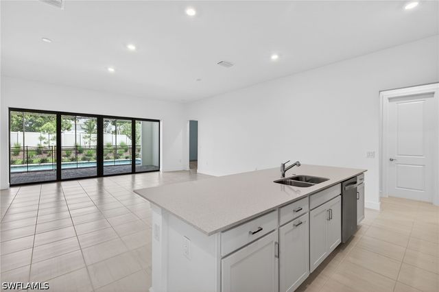 24605 Marina Del Ray DR, Bonita Springs, FL 34135