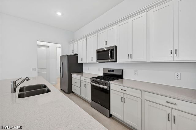 24605 Marina Del Ray DR, Bonita Springs, FL 34135