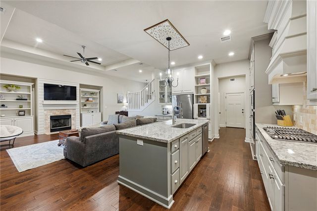 2618 Portland Avenue, College Station, TX 77845