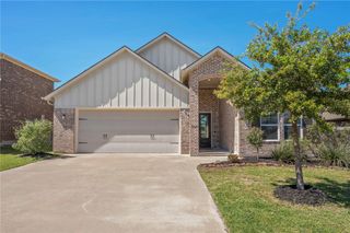 2618 Portland Avenue, College Station, TX 77845
