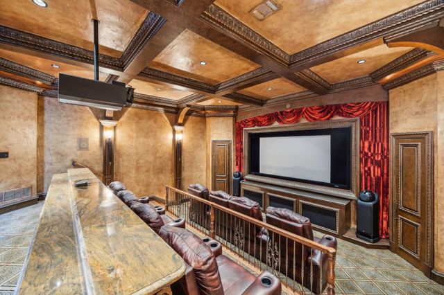 585 N Peytonville Avenue, Southlake, TX 76092