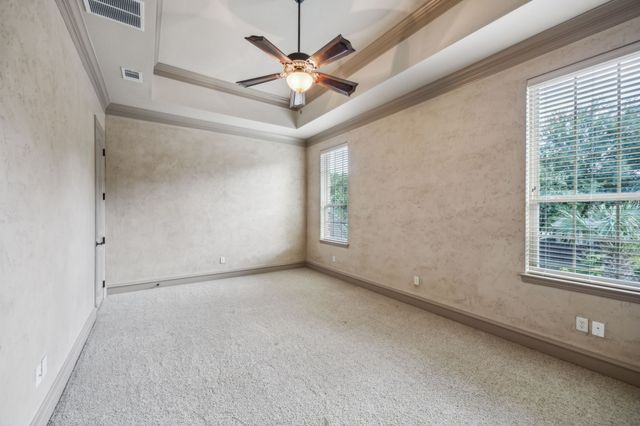 585 N Peytonville Avenue, Southlake, TX 76092