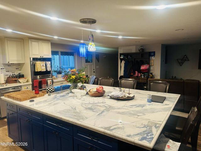 3390 Idlewild Drive, Reno, NV 89509