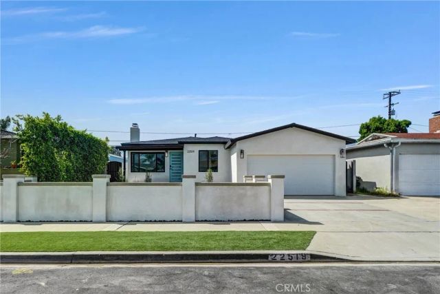 22519 Evalyn Avenue, Torrance, CA 90505