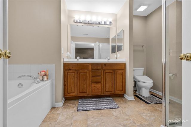 757 Station Boulevard, Aurora, IL 60504