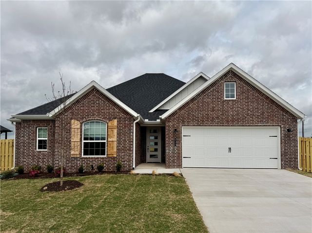 632 Primitivo Avenue, Tontitown, AR 72762