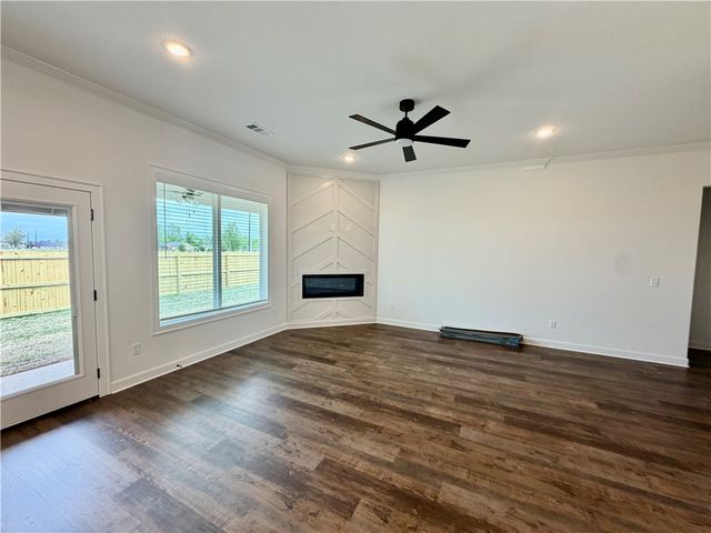 632 Primitivo Avenue, Tontitown, AR 72762