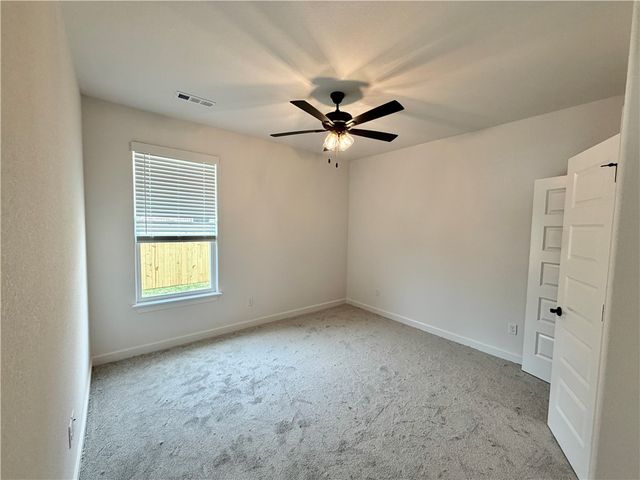632 Primitivo Avenue, Tontitown, AR 72762