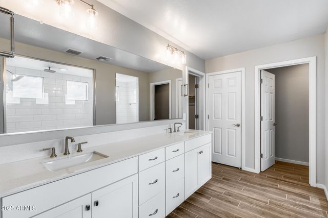 17635 W RED FOX Road W, Surprise, AZ 85387