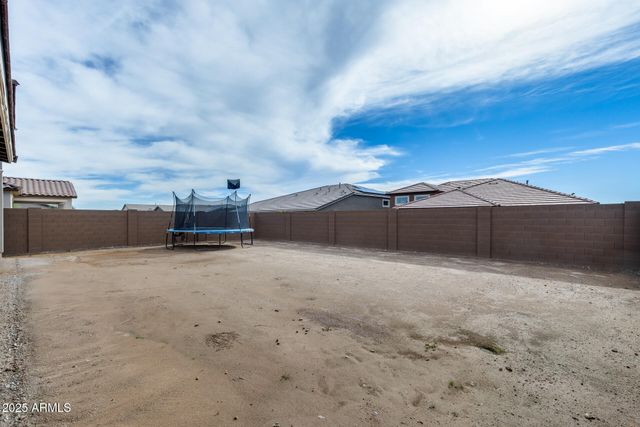 17635 W RED FOX Road W, Surprise, AZ 85387