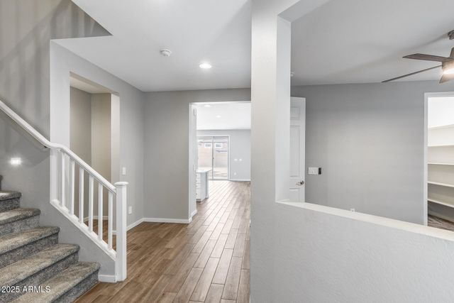 17635 W RED FOX Road W, Surprise, AZ 85387