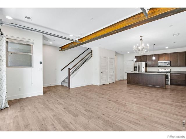 19570 E Sunset Circle, Aurora, CO 80015