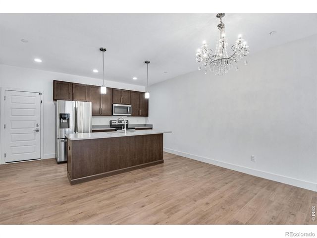 19570 E Sunset Circle, Aurora, CO 80015