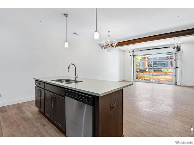 19570 E Sunset Circle, Aurora, CO 80015