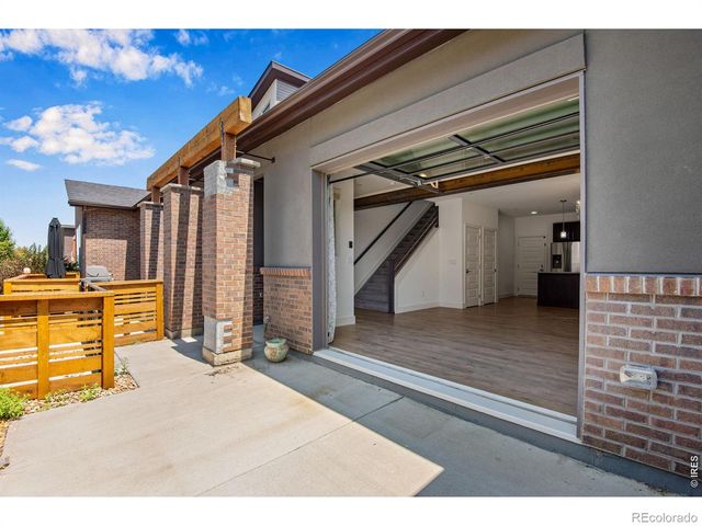 19570 E Sunset Circle, Aurora, CO 80015